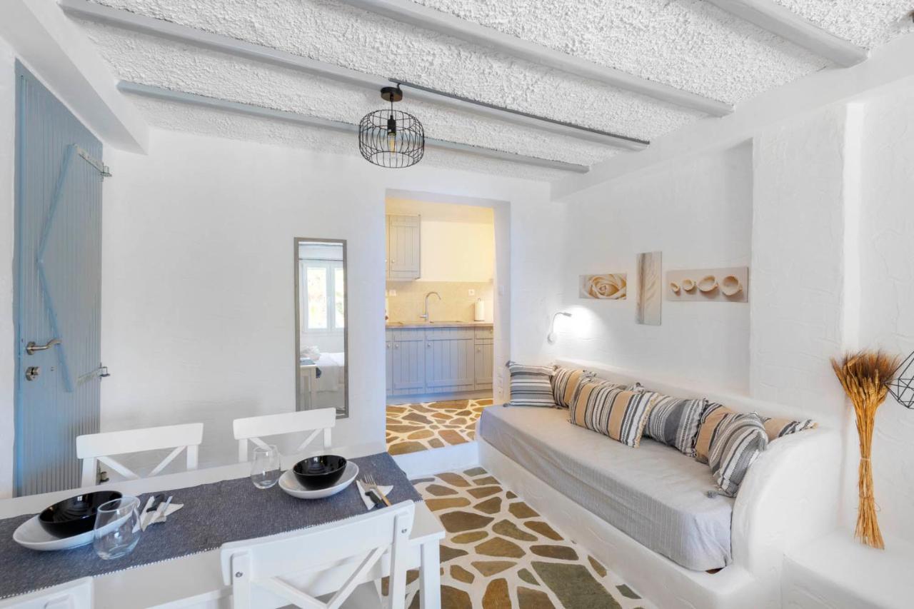 Endless Blue From Syros - Megas Gialos Resort - Suite 1 Екстер'єр фото