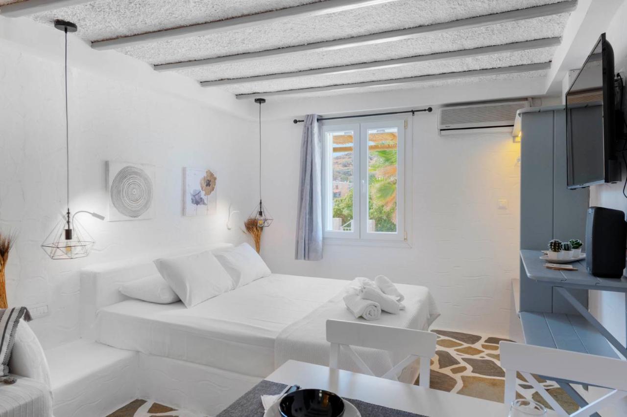 Endless Blue From Syros - Megas Gialos Resort - Suite 1 Екстер'єр фото
