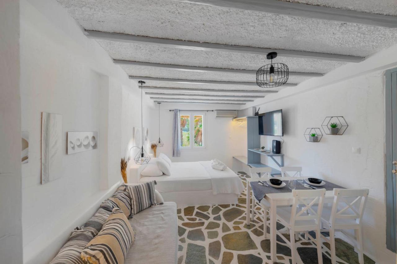 Endless Blue From Syros - Megas Gialos Resort - Suite 1 Екстер'єр фото