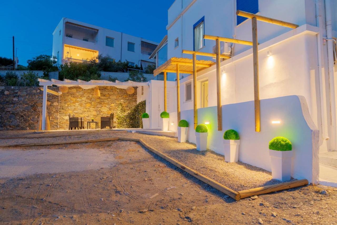 Endless Blue From Syros - Megas Gialos Resort - Suite 1 Екстер'єр фото