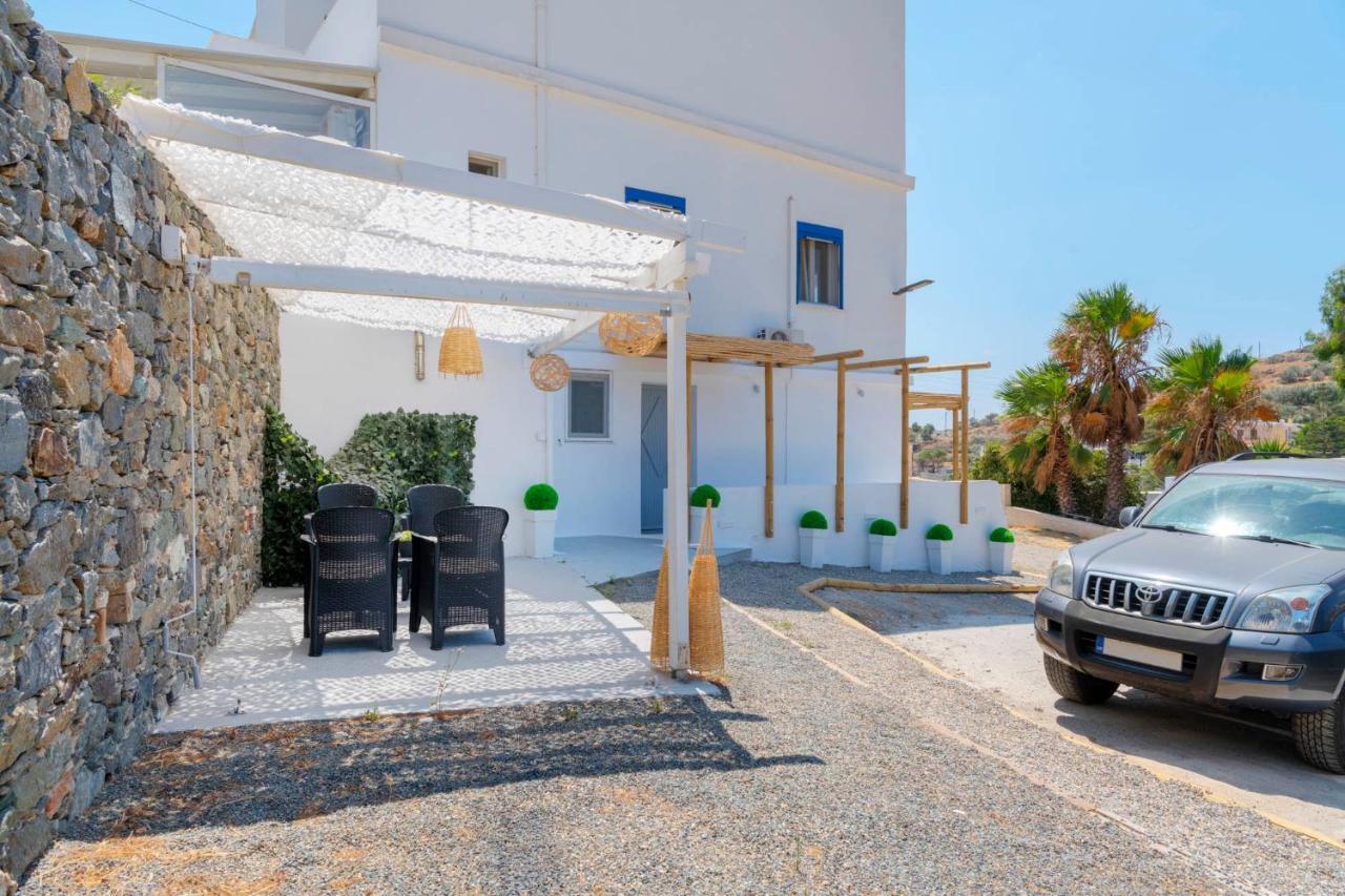 Endless Blue From Syros - Megas Gialos Resort - Suite 1 Екстер'єр фото